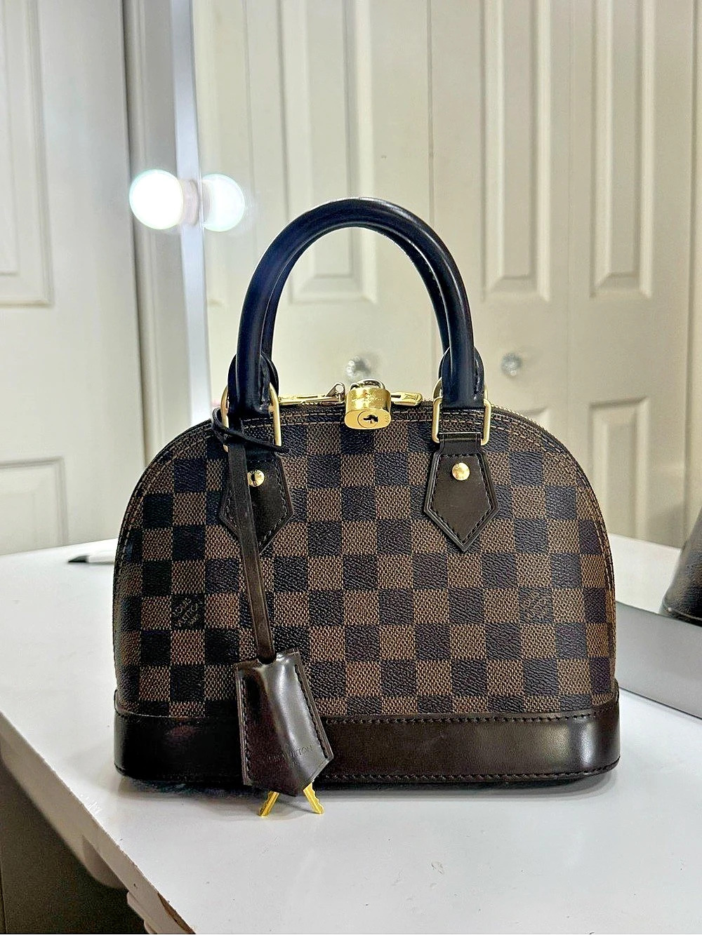 USED Authentic Louis Vuitton Alma BB Damier Ebene